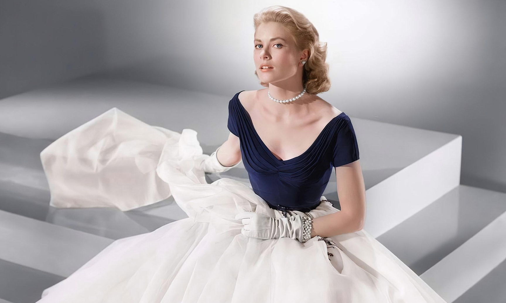 Co se stalo se ztracenými miliony Grace Kelly?
